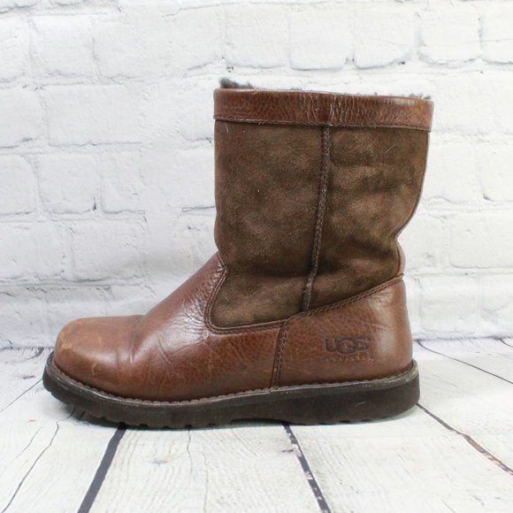 UGG Shoes - UGG Wrangell Shearling Lined Waterproof Boots Sz 5